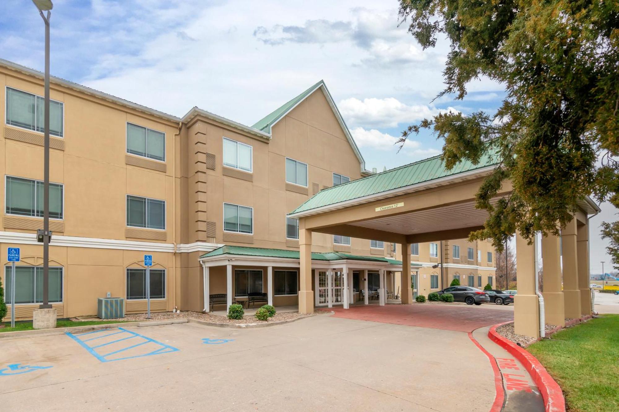 Country Inn & Suites By Radisson, Columbia, Mo Bagian luar foto